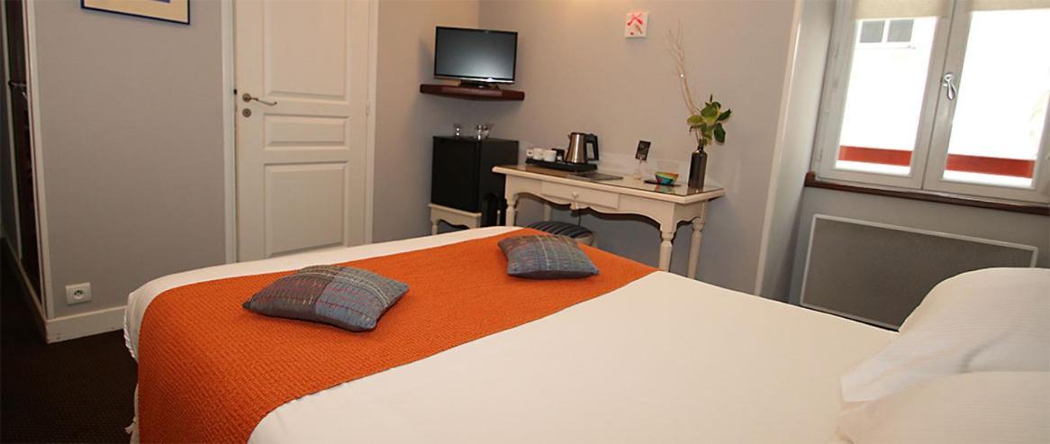 Hotel Les Almadies - Coeur De Ville Saint-Jean-de-Luz Ngoại thất bức ảnh